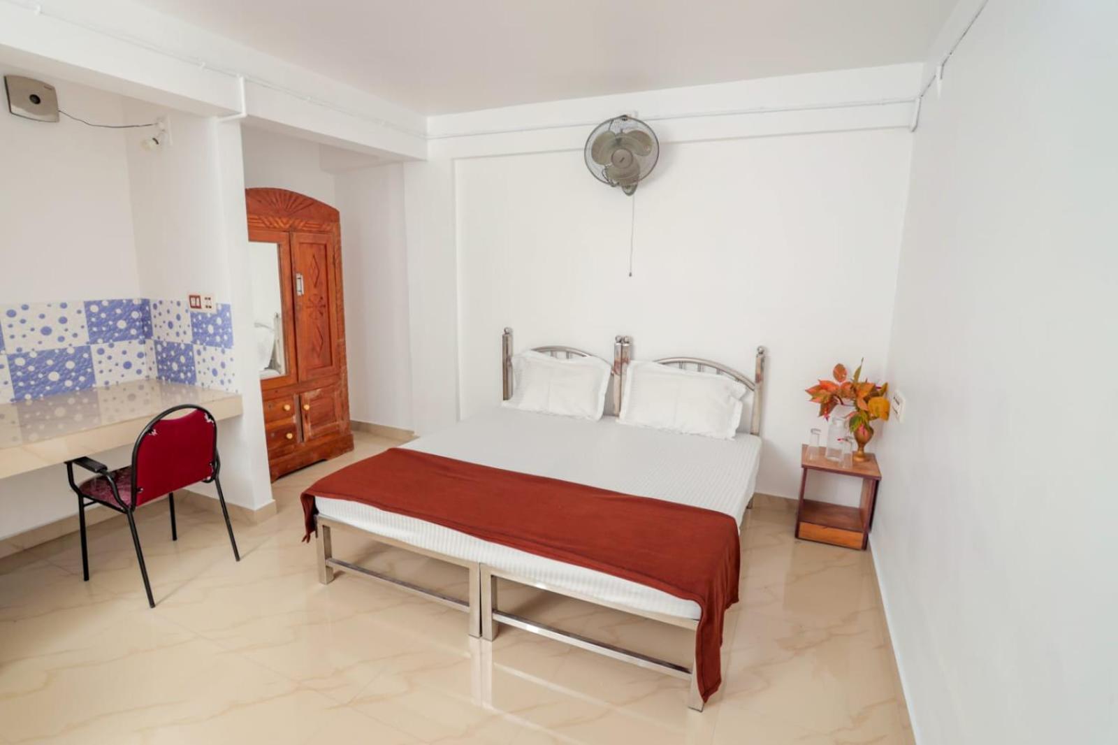 El Lora Resldency Panzió Munnar Kültér fotó